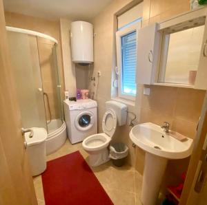 Koupelna v ubytování Studio Apartment Close to Beach and City Center