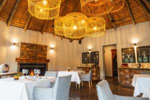 Posezení v ubytování Lalibela Game Reserve - Inzolo Lodge
