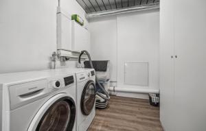 Φωτογραφία από το άλμπουμ του Gorgeous Apartment In Oberhof With Wifi - Dth314 σε Oberhof