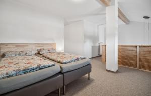 Ένα ή περισσότερα κρεβάτια σε δωμάτιο στο Stunning Apartment In Oberhof - Dth315