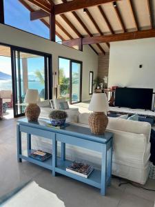 Χώρος καθιστικού στο Costeira Recém Construída - Com Vista Incrível Para o Mar!