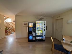 Kuchyň nebo kuchyňský kout v ubytování Inge Villa Apartment Hotel