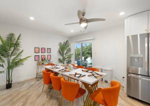 Köök või kööginurk majutusasutuses 10 Mins to Old Town, Tempe Beach Park - BBQ & Yard +21 fotot