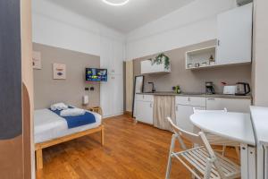 Η κουζίνα ή μικρή κουζίνα στο Design Nook - In the heart of the Design District