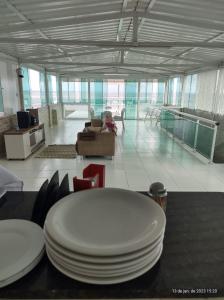 Photo de la galerie de l'établissement CASA COM PISCINA À BEIRA MAR., à Récife 26 autres photos