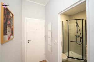 Phòng tắm tại MMRent Kitty Cat Room