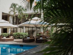 Bazén v ubytování HS HOTSSON Hotel Tampico nebo v jeho okolí