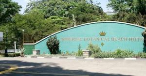 恩德培Imperial Botanical Beach Hotel的相册照片