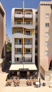 Фотография из галереи Klebrido Hotel and Restaurant в Дурресе