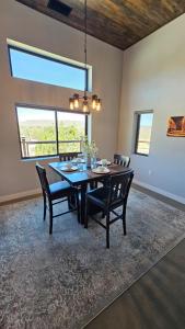 Foto de la galeria de Soak at Boulder Cove a Yucca Valley
