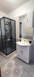 Kúpeľňa v ubytovaní Apartments Burazer