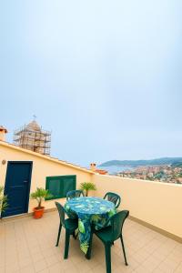 Μπαλκόνι ή βεράντα στο Casa della Colombaia with sea view terrace