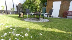 Ein Garten an der Unterkunft Ferienwohnung Jung
