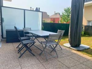 Μπαλκόνι ή βεράντα στο HIBISCUS - Duplex avec Jardin privé - 6 Pers- Entrée Autonome - Wifi & Parking Gratuite