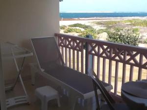 Balkoni atau teres di Cozy Studio in Saint-Martin, 38 m² with Pool