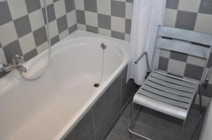 Hotel B&B Altijd Wad tesisinde bir banyo