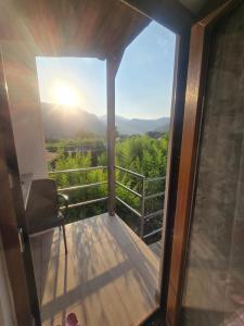 Nespecifikovaný výhled na hory nebo výhled na hory při pohledu z bed and breakfast