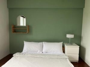 Postel nebo postele na pokoji v ubytování 燕寓 獨旅單人房Swallow Coliving