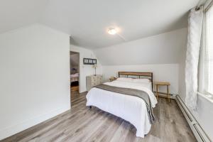 Walk to Pier and Ocean Apt in Old Orchard Beach!客房内的一张或多张床位