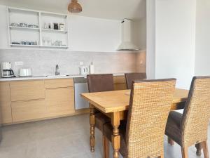 Kuchyňa alebo kuchynka v ubytovaní Apartment Ferias