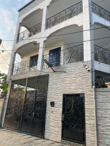 Bangunan di mana terletaknya apartmen