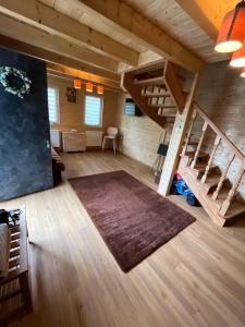 Televízia a/alebo spoločenská miestnosť v ubytovaní Wellness House Prague Pohádkový Ráj