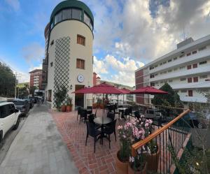 Το κτήριο όπου στεγάζεται  το ξενοδοχείο