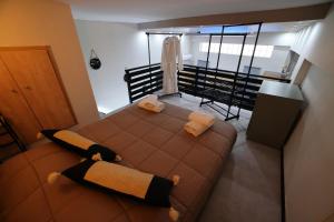 Katil atau katil-katil dalam bilik di loft apartment 1