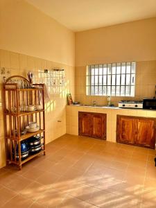 Kuchyň nebo kuchyňský kout v ubytování Cotonou Private Stay