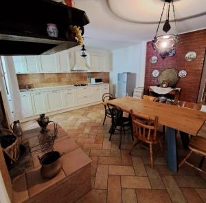 Dapur atau dapur kecil di VILLA GIULIA