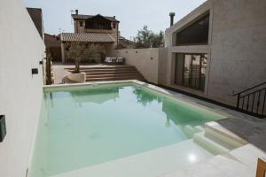 Piscina en o cerca de La Toscana Casa Rural piscina ,parking ,barbacoa