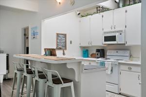 Η κουζίνα ή μικρή κουζίνα στο Casa Malena Monthly Vacation Rental Only