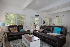 Χώρος καθιστικού στο Casa Malena Monthly Vacation Rental Only