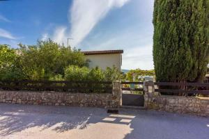 Fotografie z fotogalerie ubytování Holiday home in Kornic - Insel Krk 39437 v destinaci Kornić