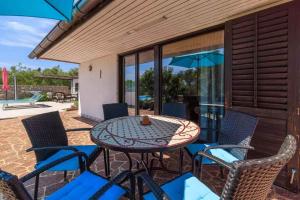 Balkón nebo terasa v ubytování Holiday home in Kornic - Insel Krk 39437