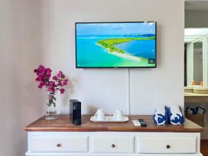 Μια τηλεόραση ή/και κέντρο ψυχαγωγίας στο The Villa of Dreams