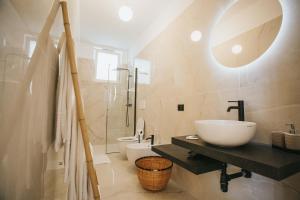 Koupelna v ubytování Dalia Suite & Relax