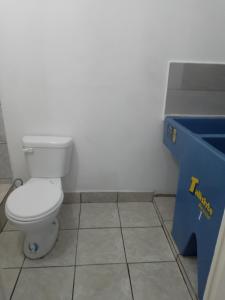 Ένα μπάνιο στο Apartamento Retalhuleu