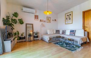 Łóżko lub łóżka w pokoju w obiekcie Holiday Home Medulin 33