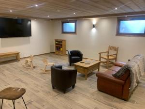 TV/Unterhaltungsangebot in der Unterkunft Alpine Chalet with Spa and pets, cleaning included