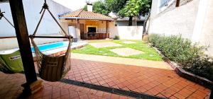 La alberca dentro o cerca de Accommodation-House in Asunción