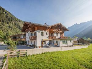 Foto dalla galleria di Apartment in Milders near Stubai Glacier, cleaning included a Neustift im Stubaital
