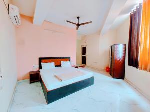 Foto de la galería de Hotel Trilok a comfort Room en Lucknow