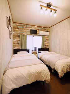 Gallery image of 202 Airport and Disneyland direct bus Near Koiwa st in Tokyo