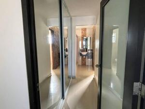 ภาพในคลังภาพของ Hacienda M&B Perfect for Groups, with Pool and Spacious Patio ในเบกาบาฆา