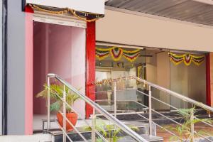 Fotografie z fotogalerie ubytování Super Collection O Chandan Nagar Kharadi formerly Kharadi INN v destinaci Puné