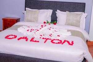 Katil atau katil-katil dalam bilik di The Dalton Grand Hotel