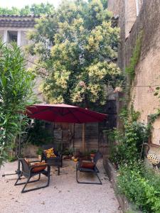 Zahrada ubytování Le Clos d'Orange - Hotel & ville de Provence