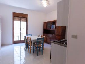 Η κουζίνα ή μικρή κουζίνα στο Casa Cavalè - Ai piedi della Montagna +1 φωτογραφίες