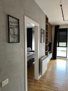 Postel nebo postele na pokoji v ubytování Leo Lux 2